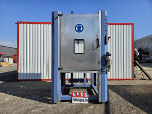 TOX Pressotechnik Ipari Pneumatikus Présállomás / Pneu-Hidraulikus Prés Görgős Megvezető Asztallal (6 bar, 2,4 m)