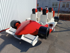 Forma 1-es autó vidámparkhoz, hullámvasúthoz