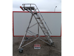 Mobil lépcső, alumíniumvázas létra, pódiumos lépcső, fellépő, lépcső, létra