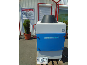 Oil mist filter, extraction cabinet with fan
