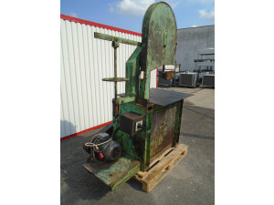 Band saw without band